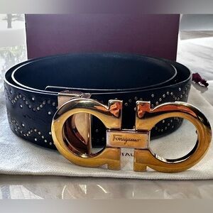 SALVATORE FERRAGAMO 
 Leather Belt